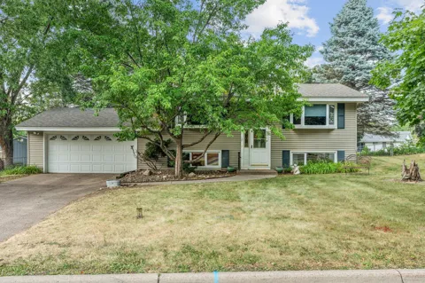 2207 Orchard Lane