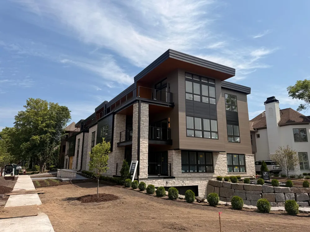 150 Broadway Avenue S #2B Wayzata, MN 55391