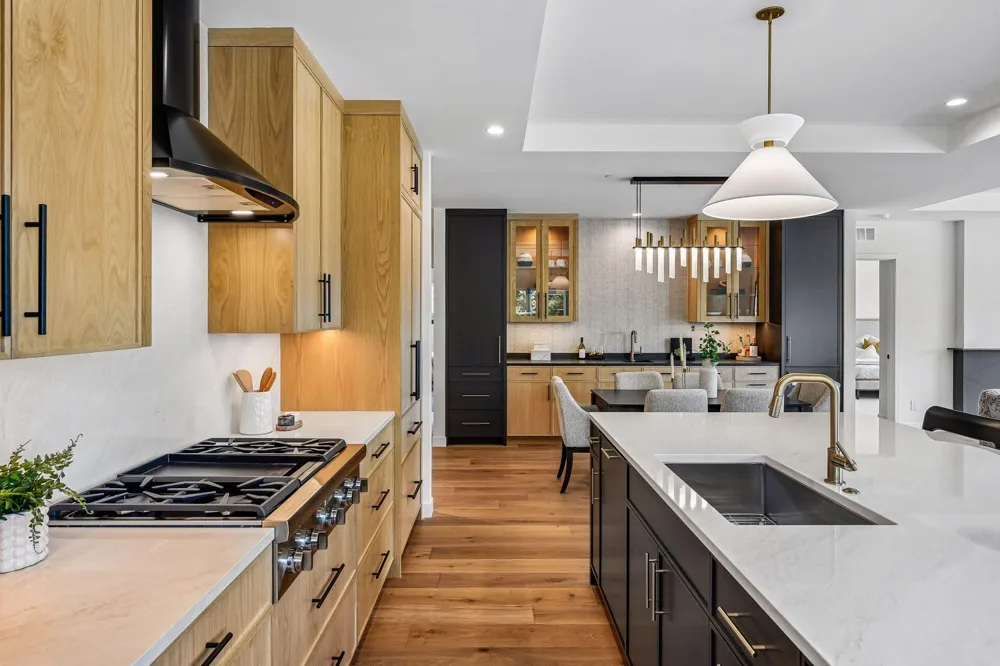 150 Broadway Avenue S #2B Wayzata, MN 55391