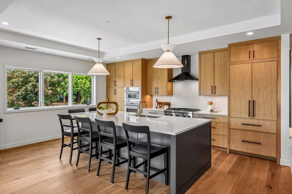 150 Broadway Avenue S #2B Wayzata, MN 55391