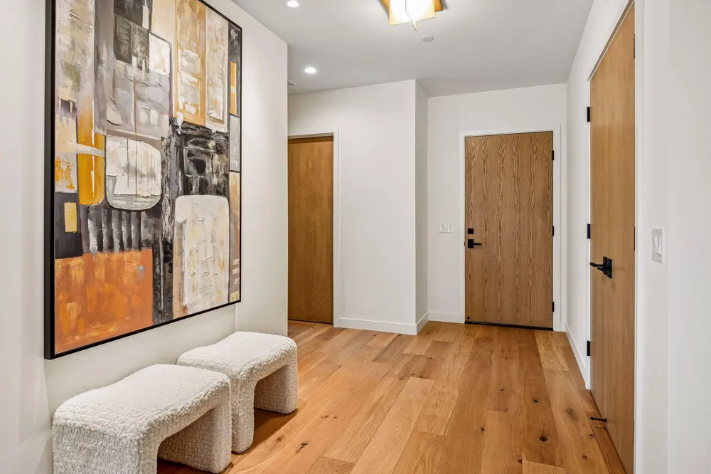 150 Broadway Avenue S #2B Wayzata, MN 55391
