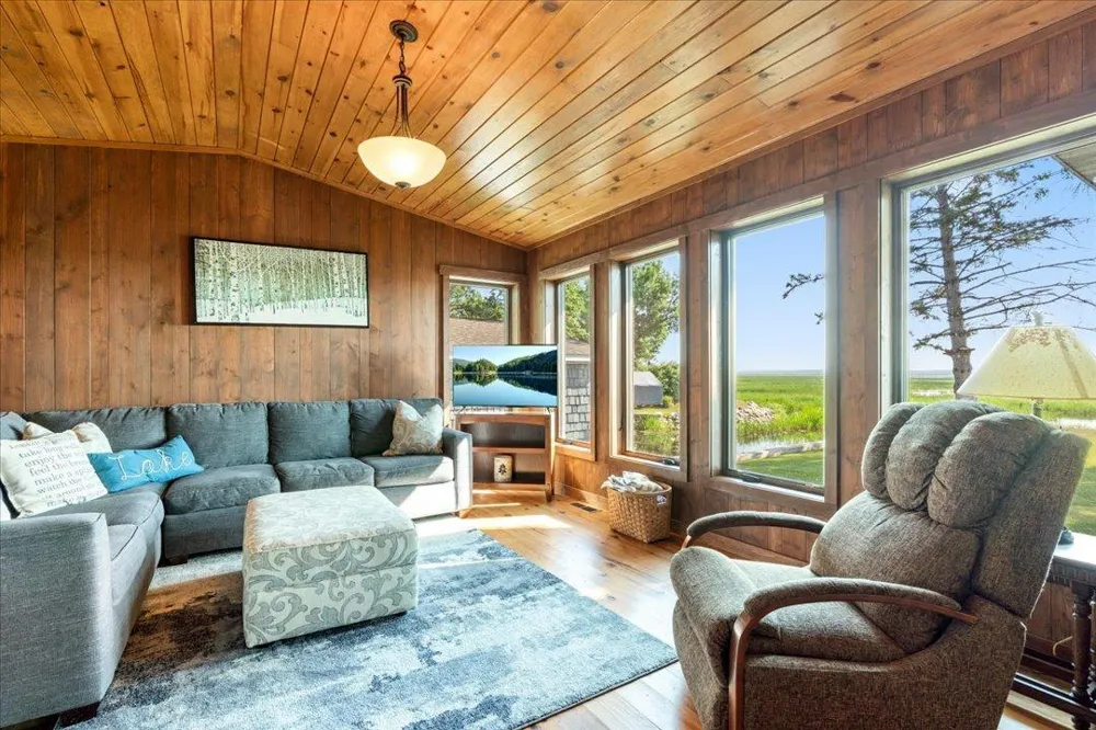 11114 Steamboat Loop NW Walker, MN 56484