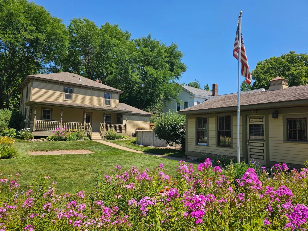 337 Court Street Prescott, WI 54021