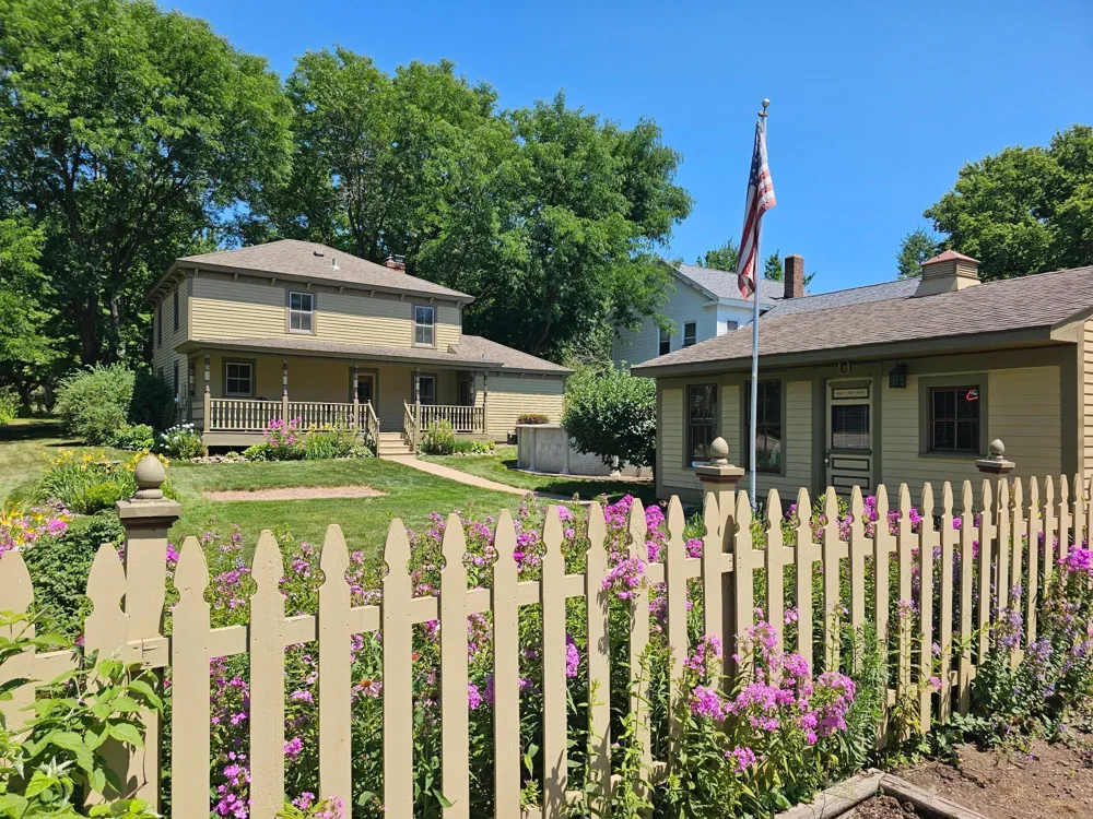 337 Court Street Prescott, WI 54021