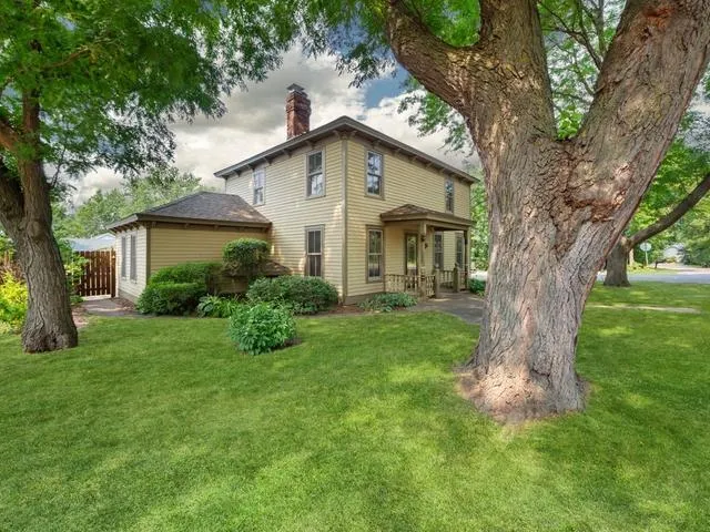 337 Court Street Prescott, WI 54021