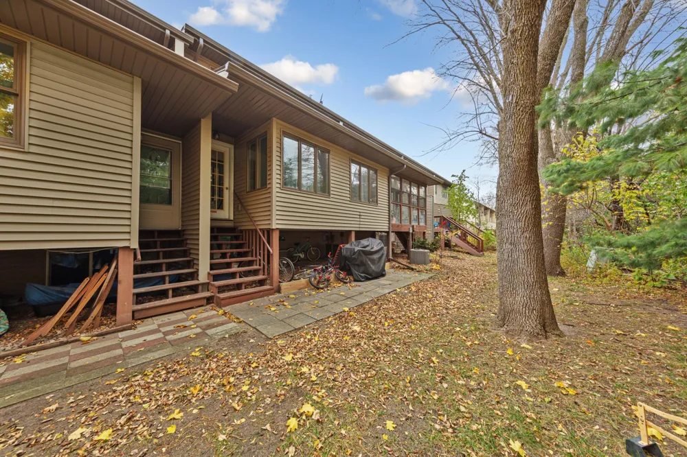 1128 Highland Avenue Northfield, MN 55057