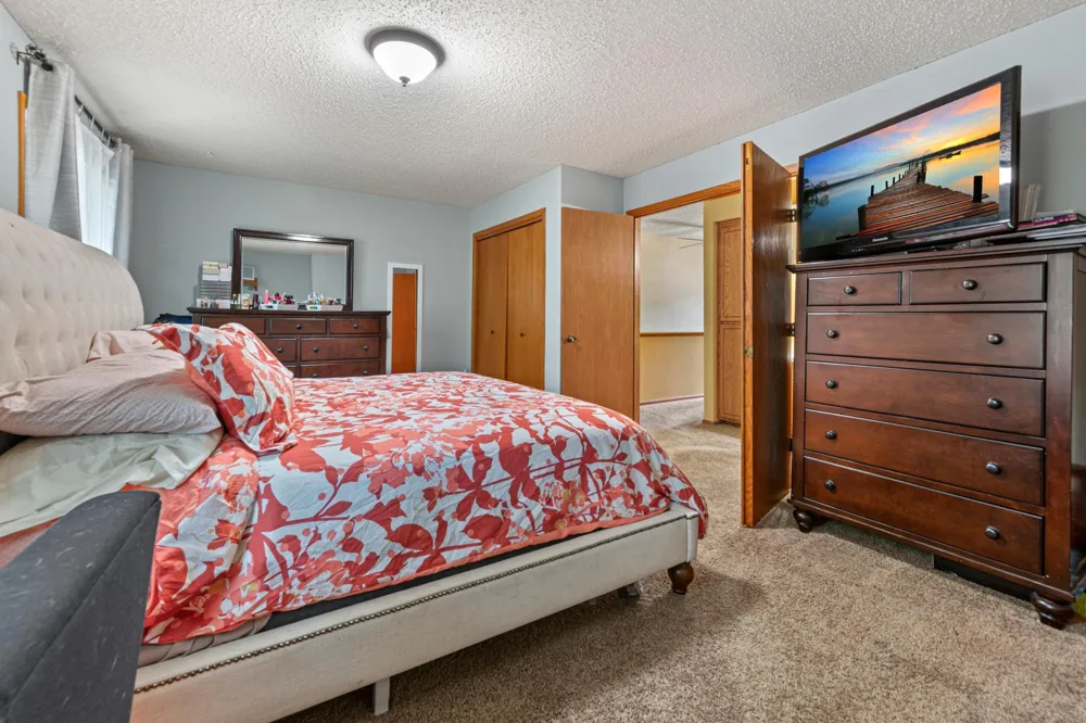 1128 Highland Avenue Northfield, MN 55057