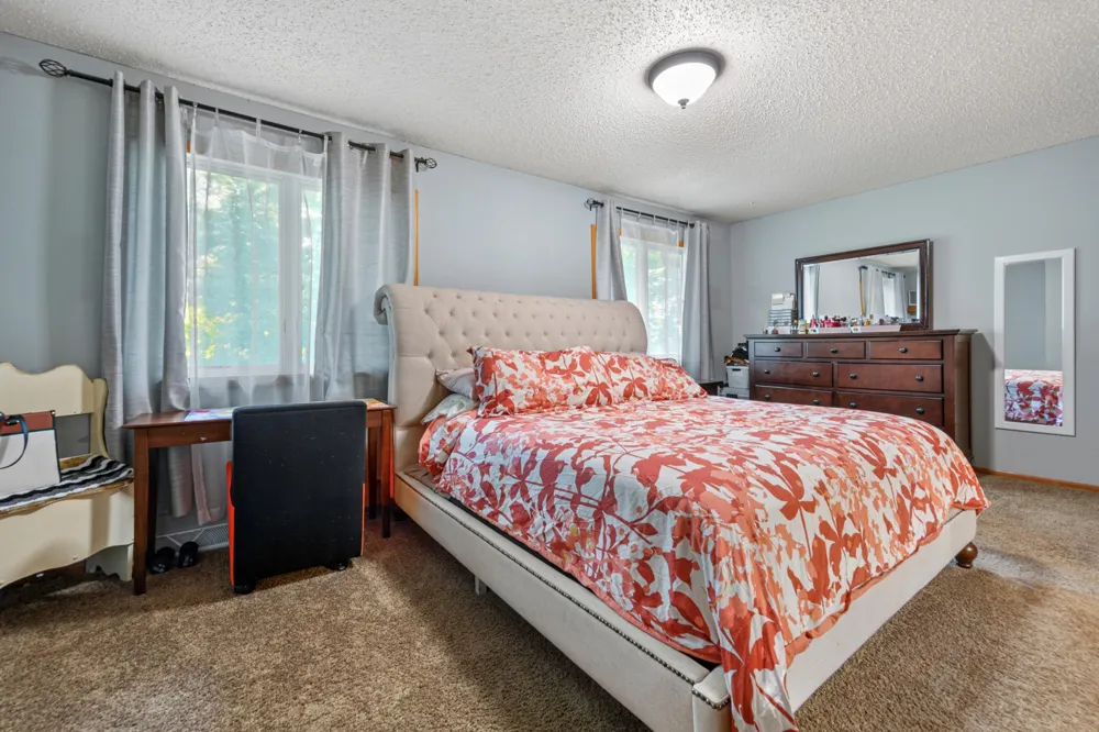 1128 Highland Avenue Northfield, MN 55057