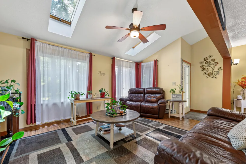 1128 Highland Avenue Northfield, MN 55057