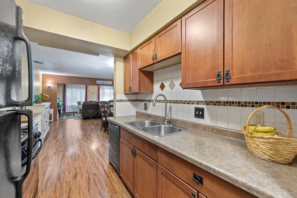 1128 Highland Avenue Northfield, MN 55057