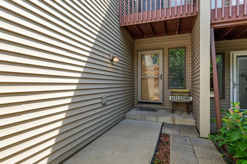 1128 Highland Avenue Northfield, MN 55057