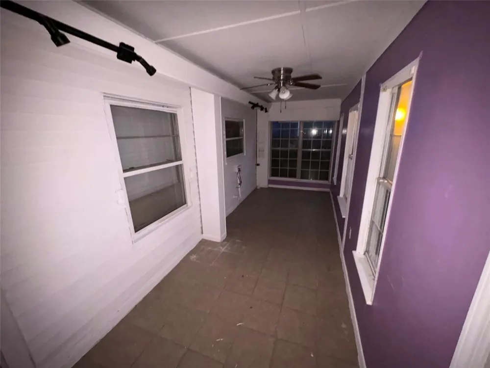 717 Wafer Street Pasadena, TX 77506
