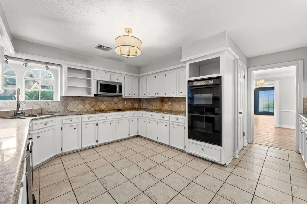 18319 Trace Forest Drive Spring, TX 77379