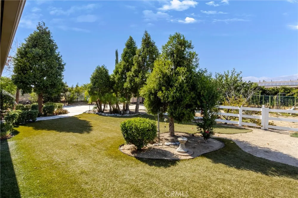 1469 Adam Banning, CA 92220
