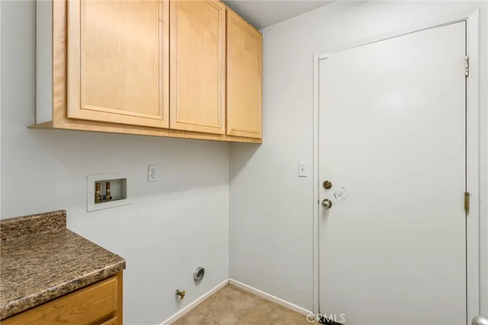 1469 Adam Banning, CA 92220