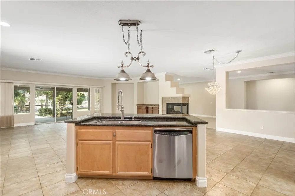 1469 Adam Banning, CA 92220