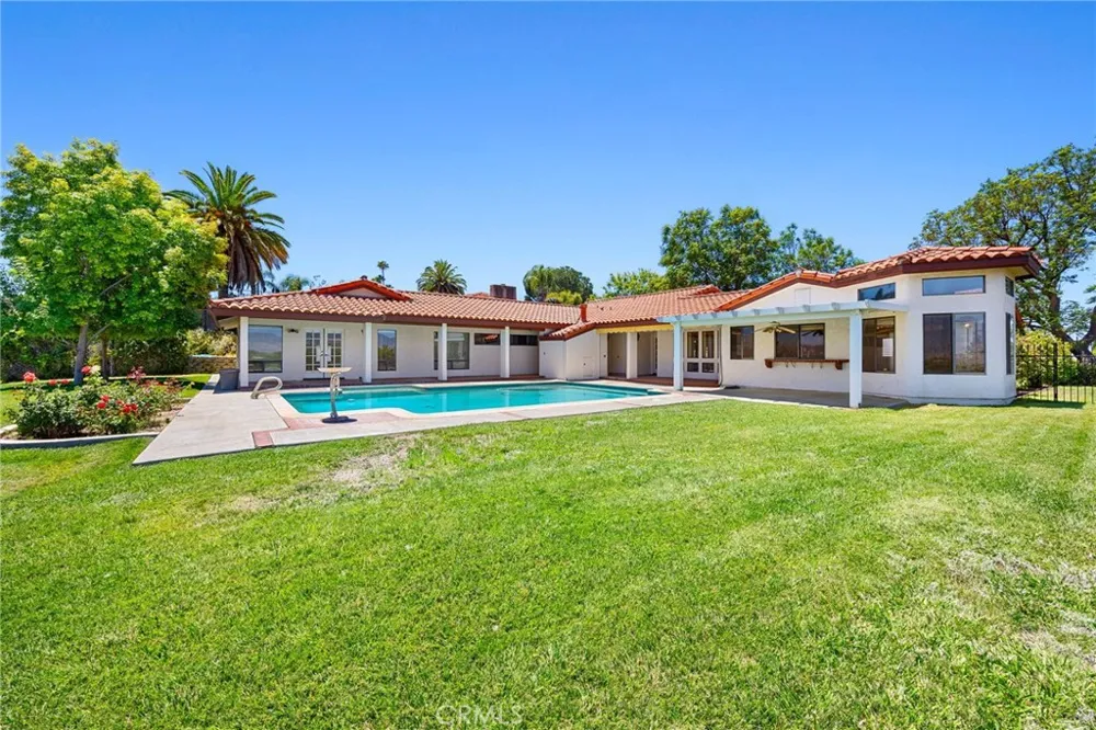 26500 Rim Hemet, CA 92544