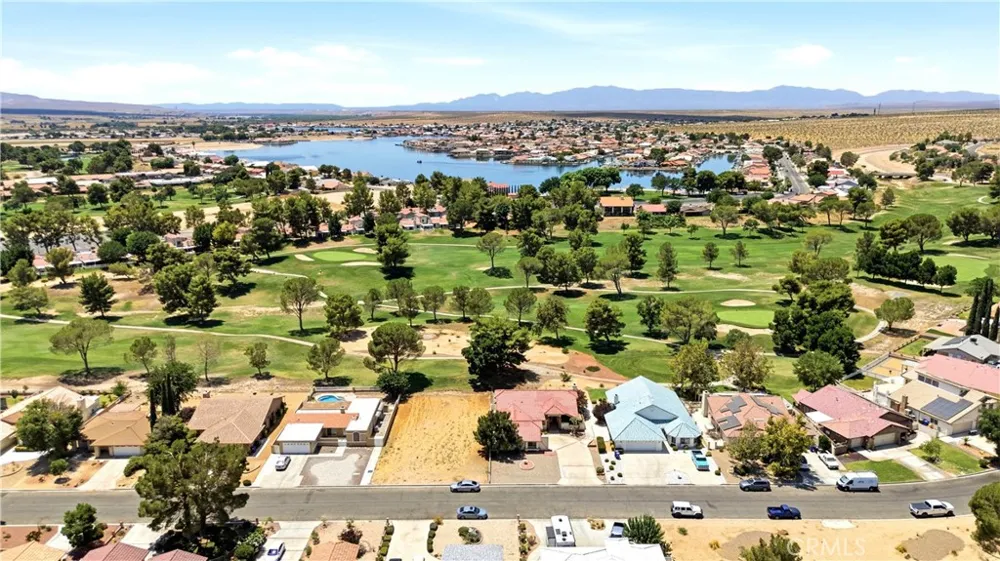 14779 Greenbriar Helendale, CA 92342