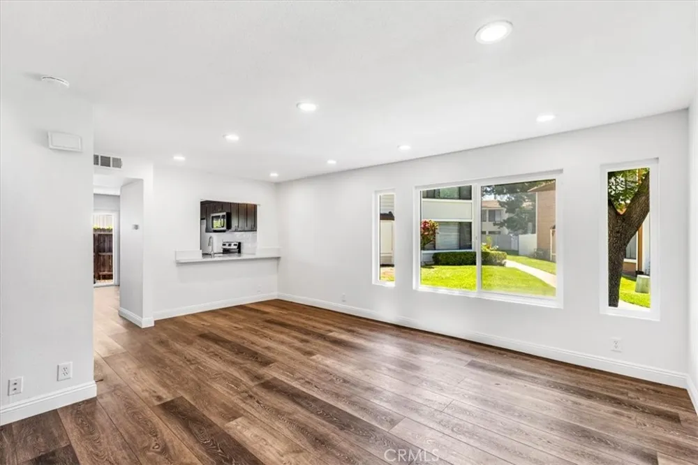 25885 Trabuco #259 Lake Forest, CA 92630