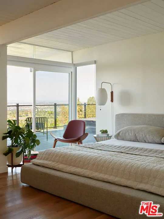 12 Deerhill Drive Palos Verdes Peninsula, CA 90274