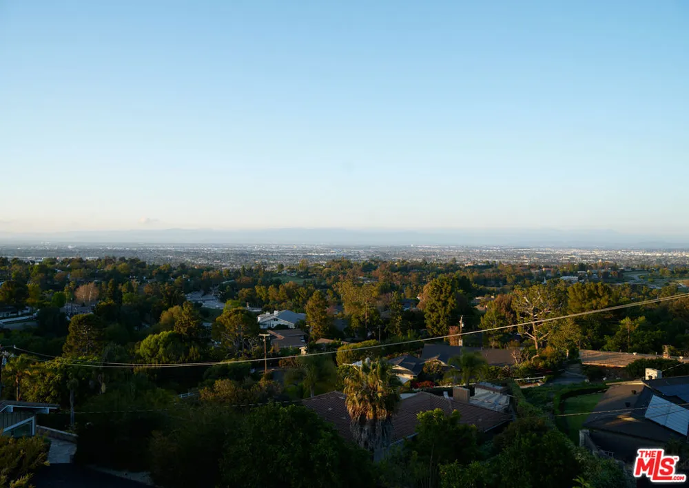 12 Deerhill Drive Palos Verdes Peninsula, CA 90274