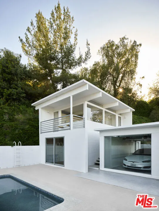 12 Deerhill Drive Palos Verdes Peninsula, CA 90274