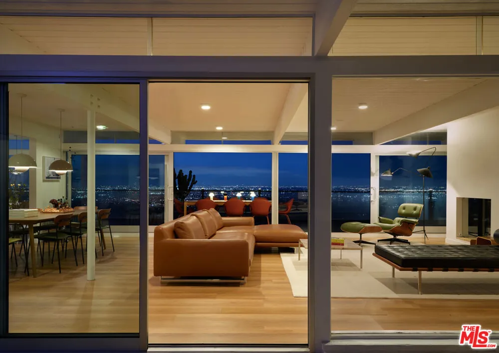 12 Deerhill Drive Palos Verdes Peninsula, CA 90274