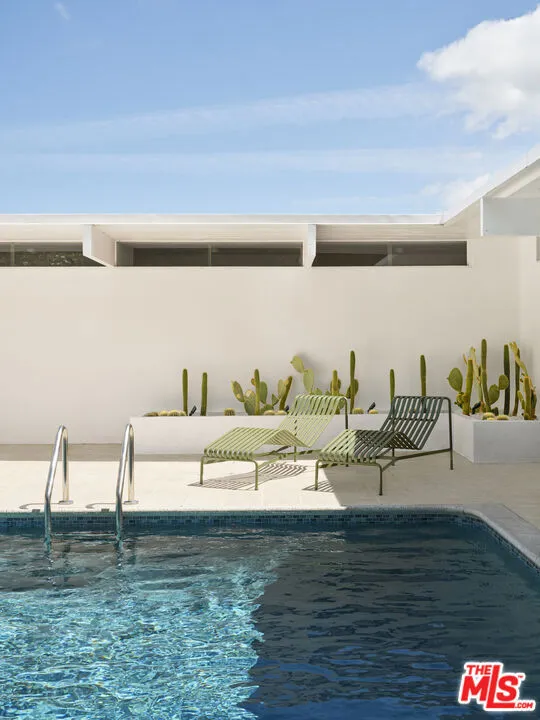 12 Deerhill Drive Palos Verdes Peninsula, CA 90274
