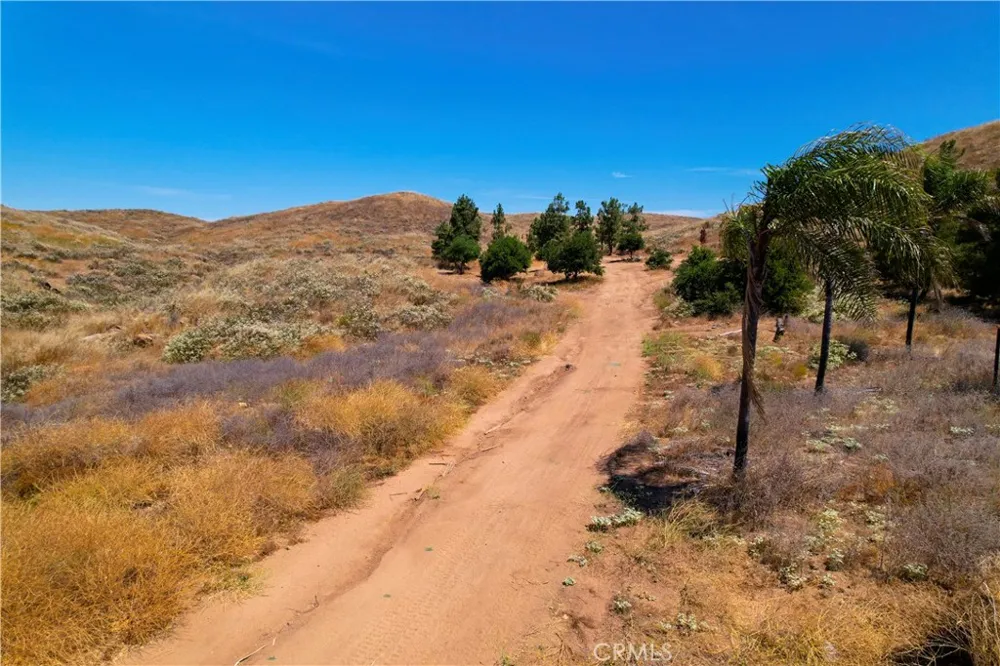 39282 San Ignacio Road Hemet, CA 92544