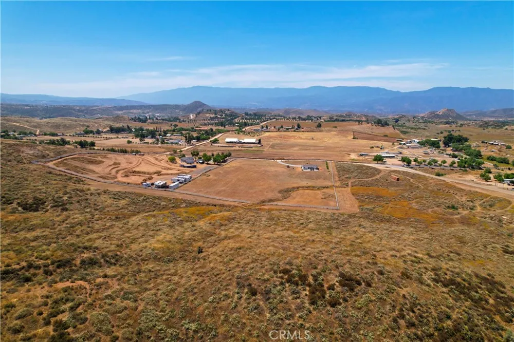 39282 San Ignacio Road Hemet, CA 92544