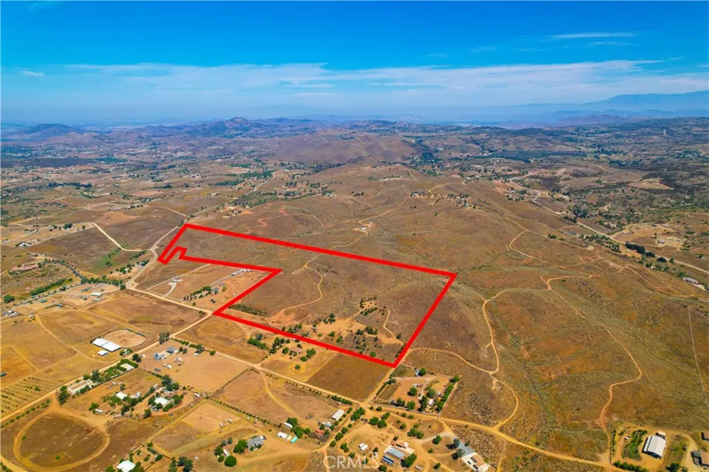 39282 San Ignacio Road Hemet, CA 92544