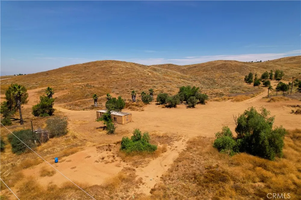 39282 San Ignacio Road Hemet, CA 92544