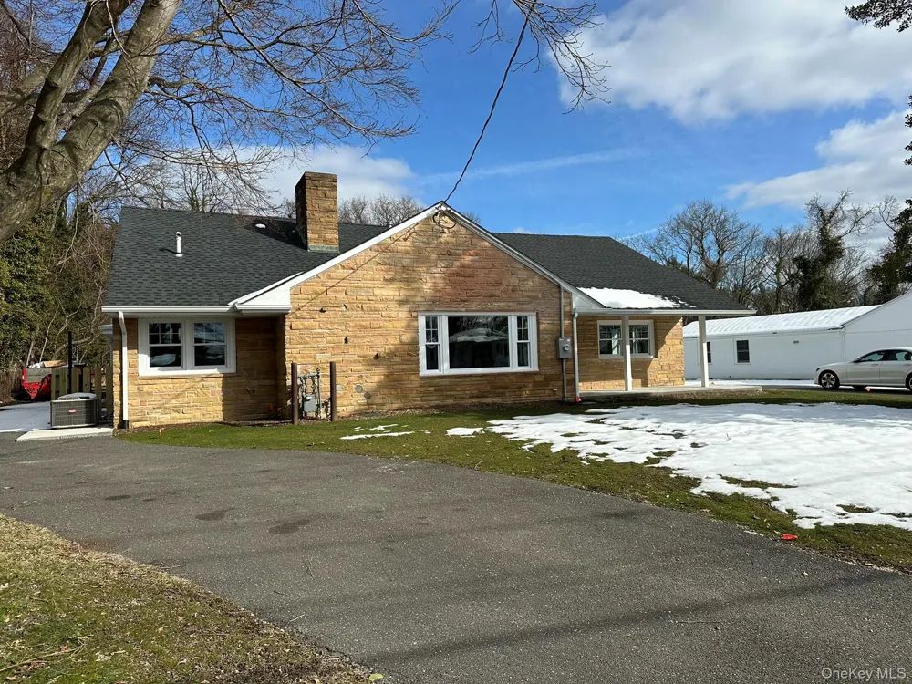 125 W Main Street Kings Park, NY 11754