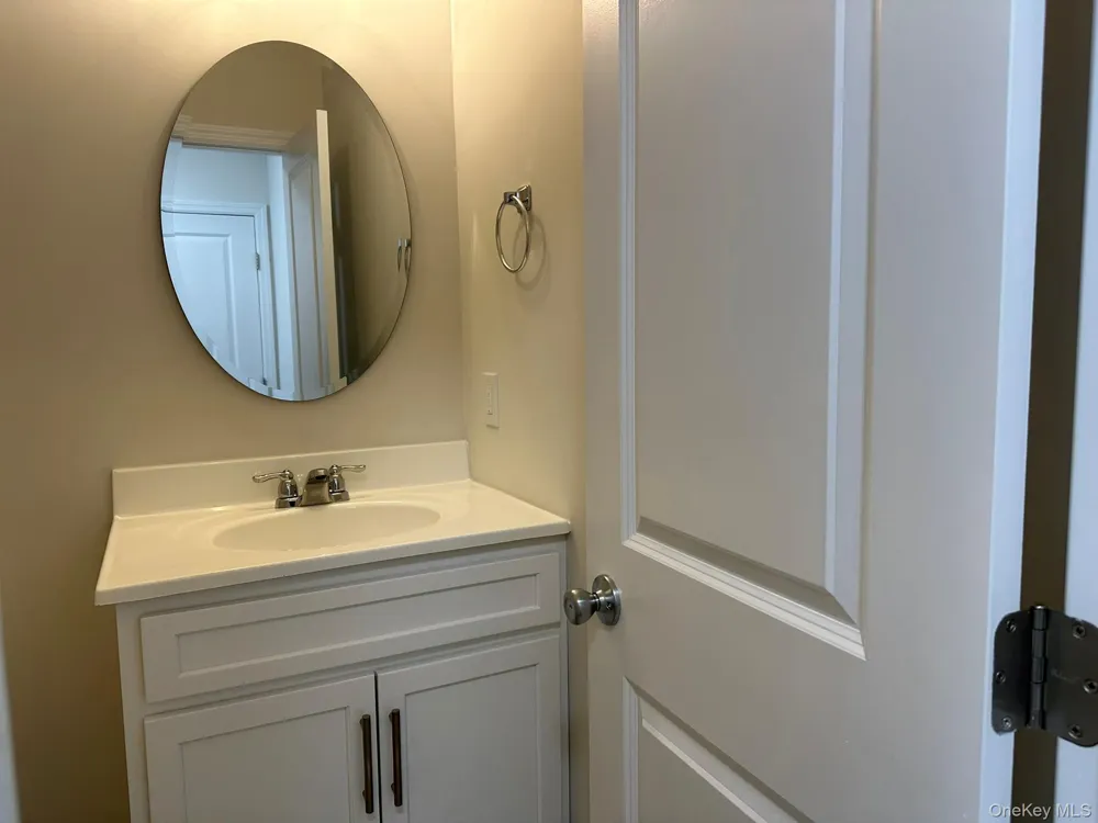 125 W Main Street Kings Park, NY 11754