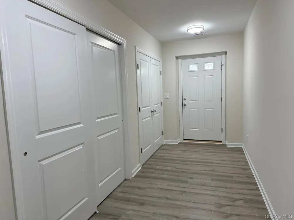 125 W Main Street Kings Park, NY 11754