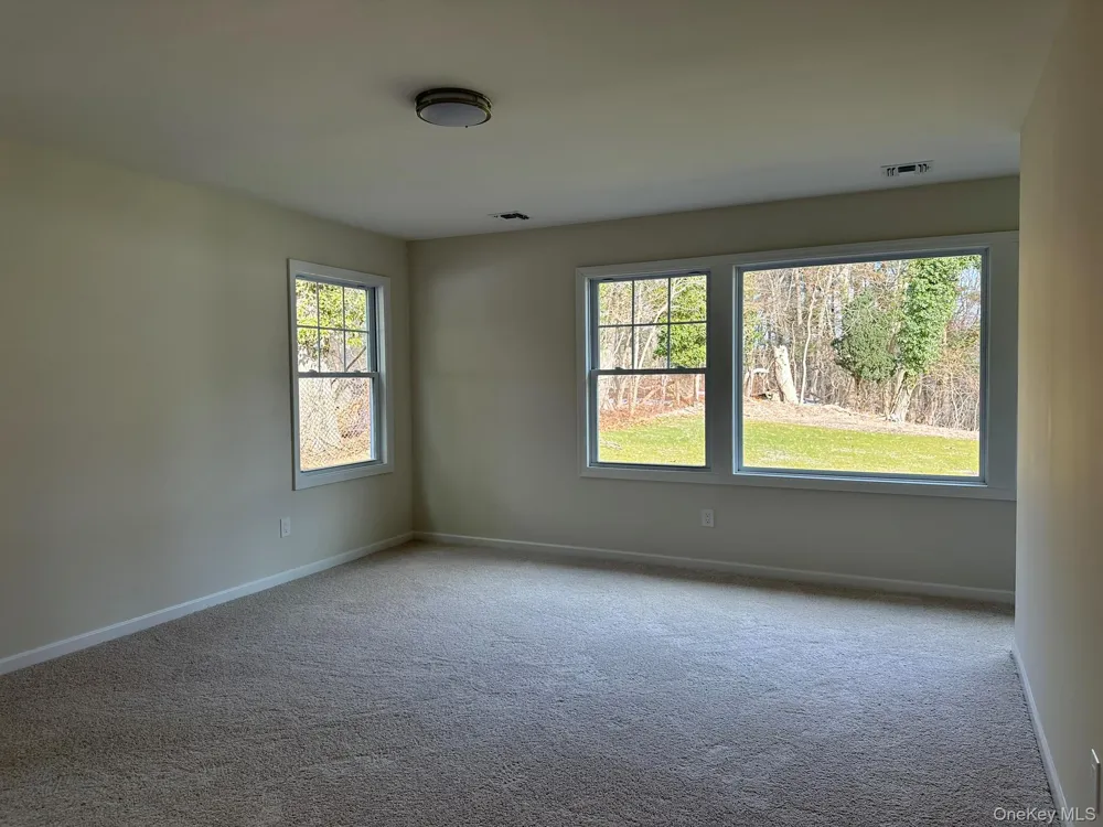 125 W Main Street Kings Park, NY 11754