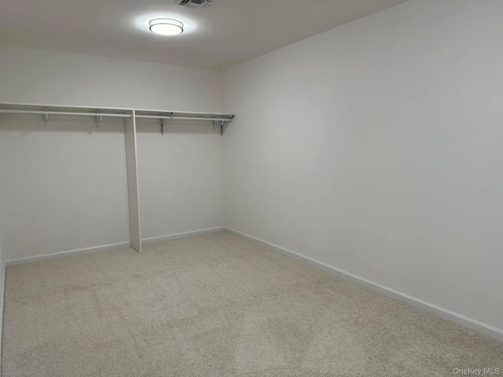 125 W Main Street Kings Park, NY 11754