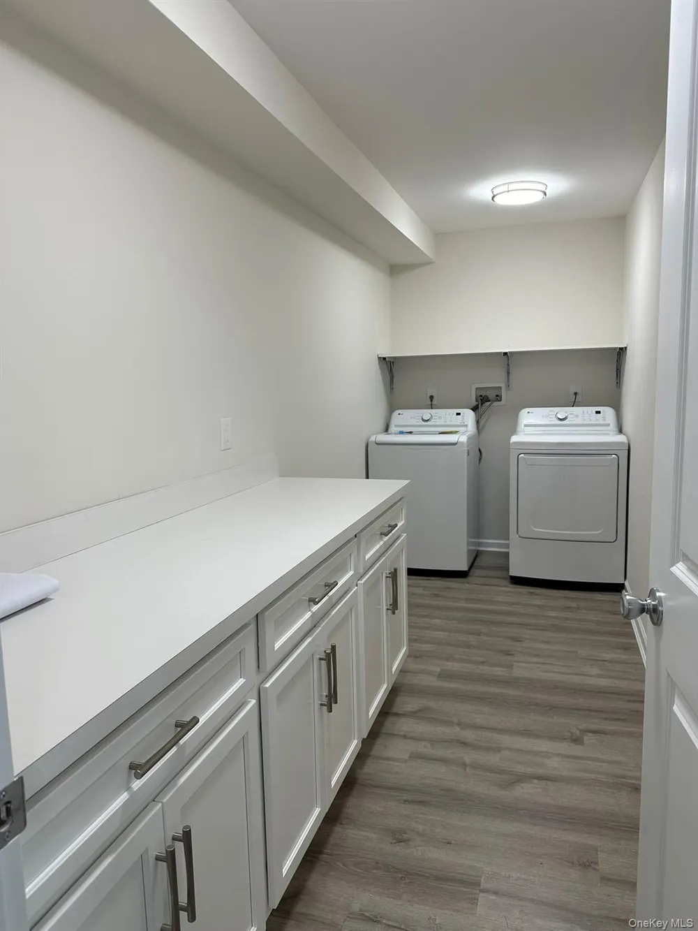 125 W Main Street Kings Park, NY 11754