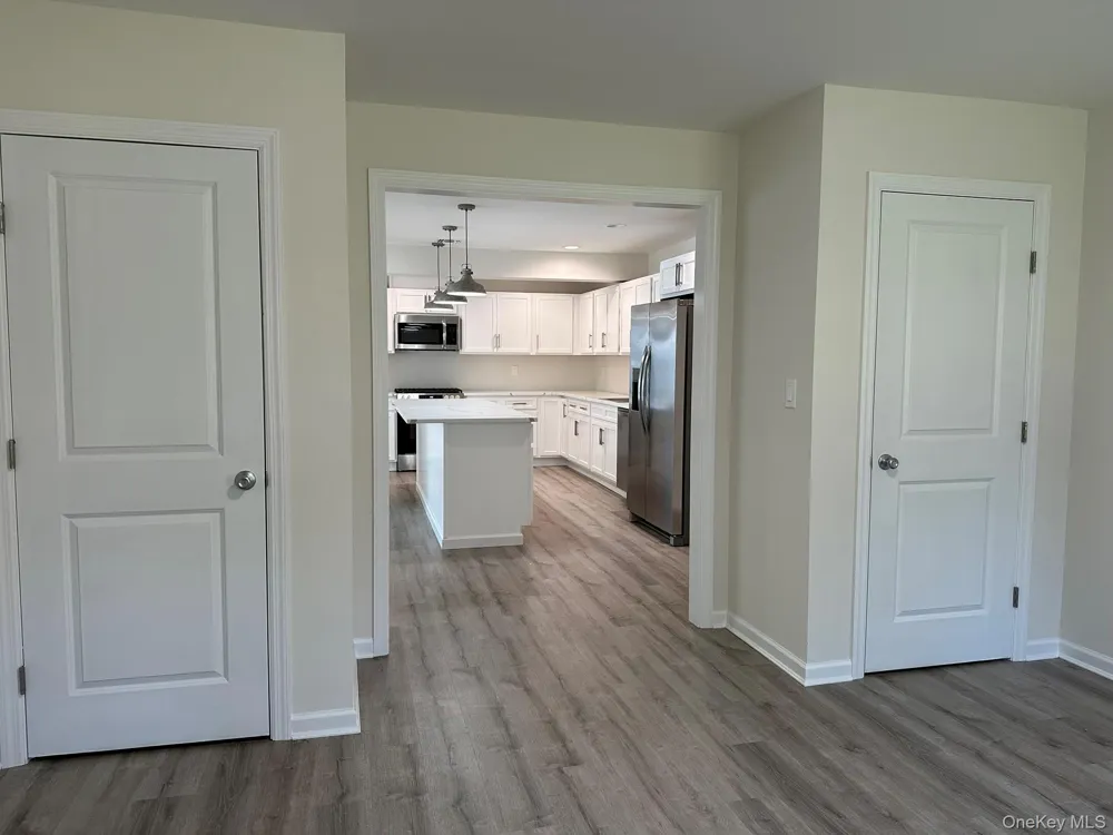 125 W Main Street Kings Park, NY 11754
