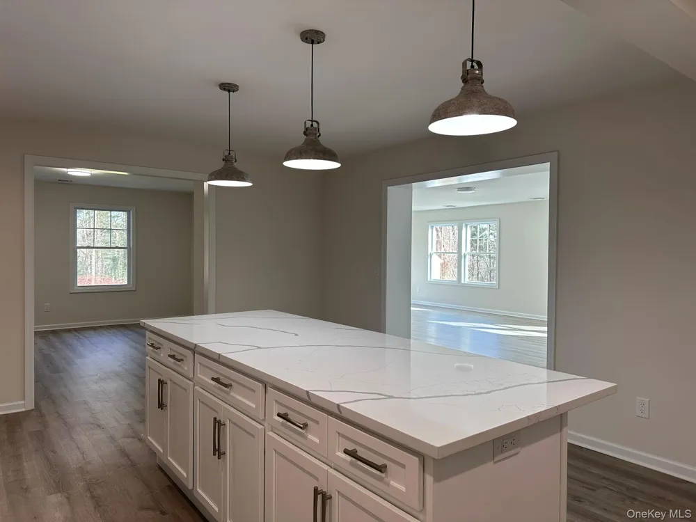 125 W Main Street Kings Park, NY 11754