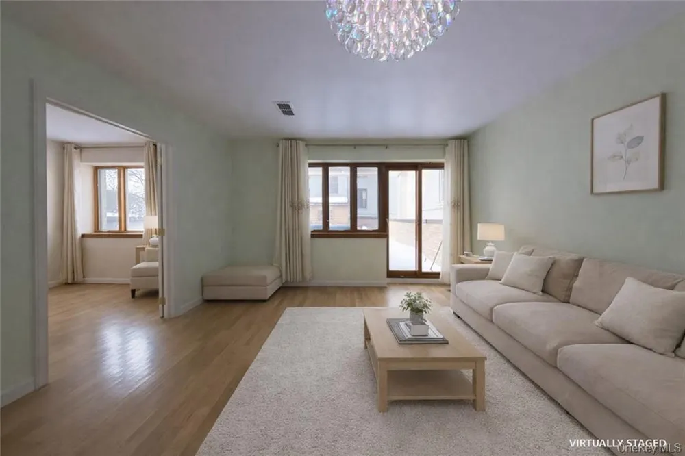 339 Avenue P #2B Brooklyn, NY 11204
