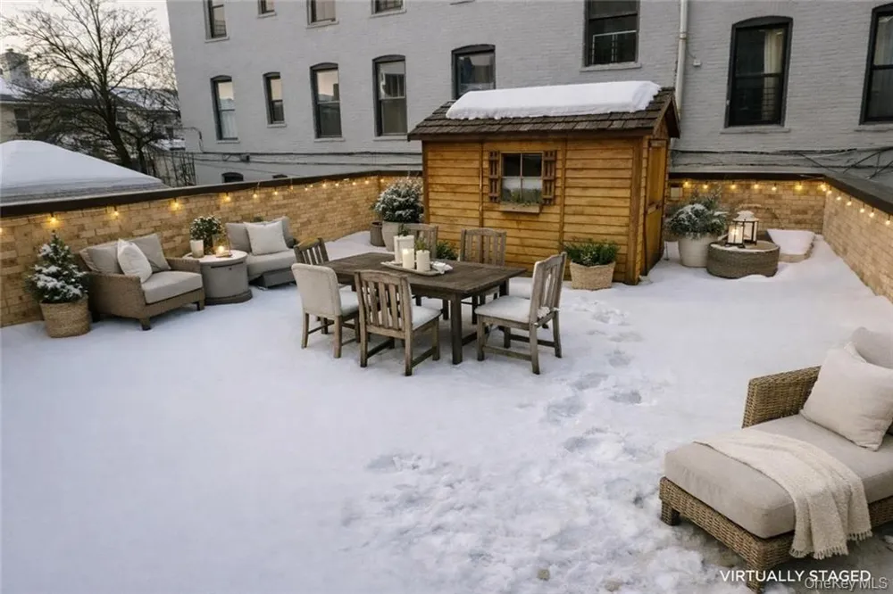 339 Avenue P #2B Brooklyn, NY 11204