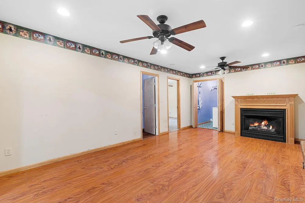 22 Hill View Road New Windsor, NY 12553