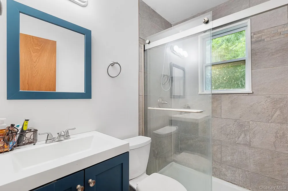 22 Hill View Road New Windsor, NY 12553