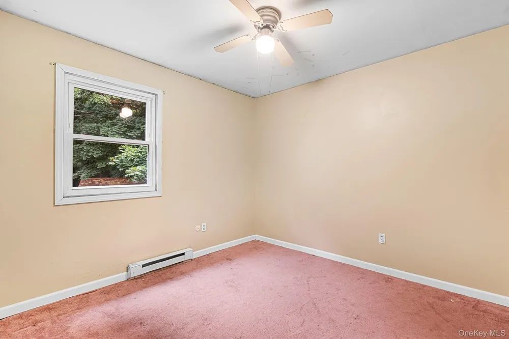 22 Hill View Road New Windsor, NY 12553