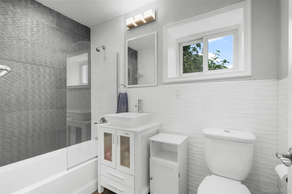 76 Chestnut Avenue Pelham, NY 10803