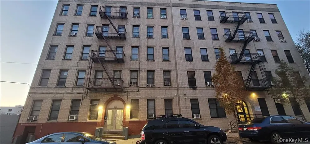 1103 W Franklin Avenue #20 Bronx, NY 10456