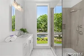 66 Hillside Drive E Sag Harbor, NY 11963