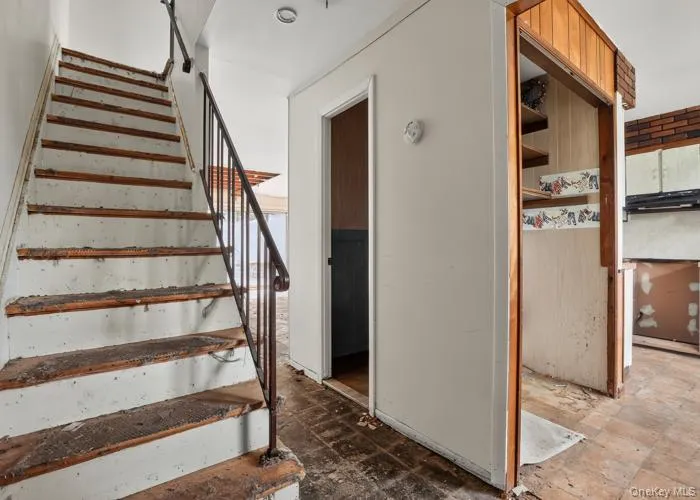 115 Rolling Way Peekskill, NY 10566