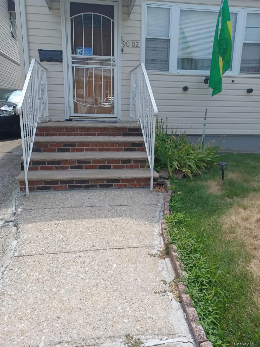 90-02 202nd Street Hollis, NY 11423